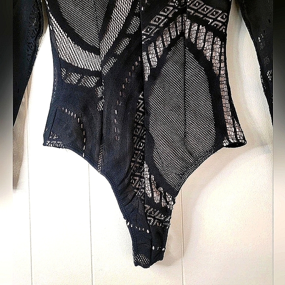 LF SEEK The Label Sheer Fishnet Bodysuit XS - Picture 3 of 7